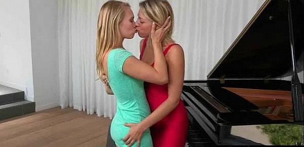  Cute Lovely Lesbos Have Fun On Camera vid-27